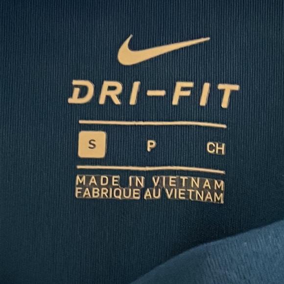 Nike Dri-Fit Long Sleeve Tee Size Small - Picture 5 of 9